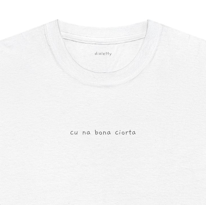 Cu na bona ciorta – T-Shirt unisex